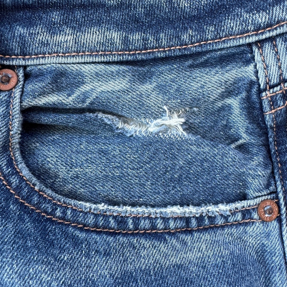American Eagle Outfitters Blue MOM Jean NWT - Picture 7 of 11